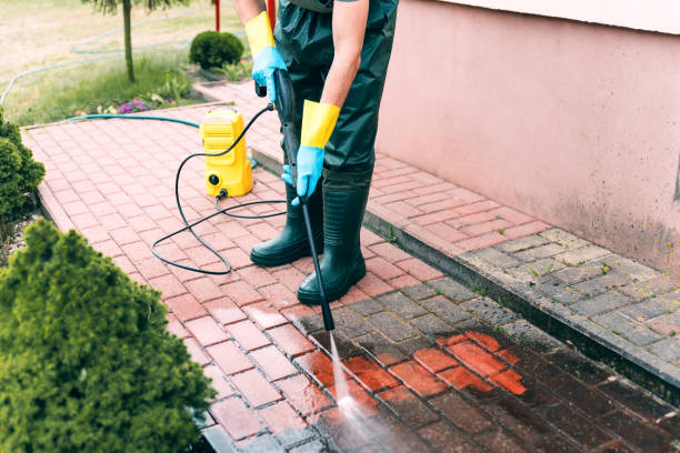 Best Driveway Pressure Washing  in Mastic, NY